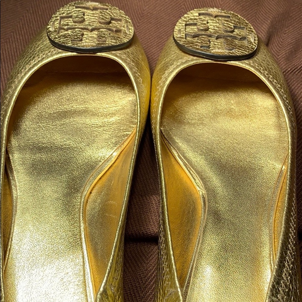 Tory Burch Gold Leather Magnificent Almost New! - Picture 14 of 15